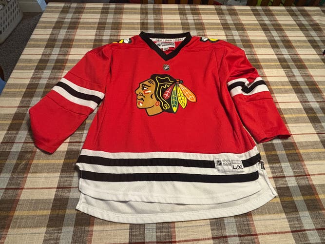 Red Large/Extra Large Boys Reebok Jersey (Used)