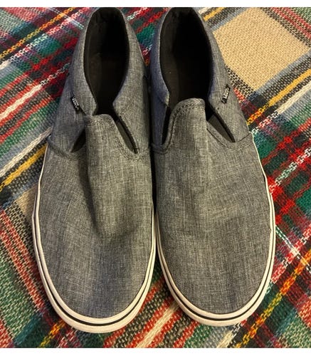 Men's Adult Size M 10.0 (W 11.0) Vans (Used)