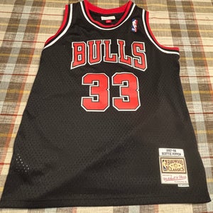 Black Large Boys Mitchell & Ness Jersey (Used)