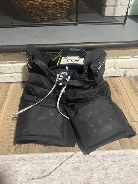 Large CCM Axis 1.5 Goalie Pants (Used)