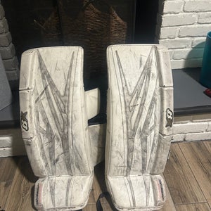 30" Brian's GNETiK 8.0 Goalie Leg Pads (Used)