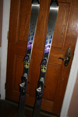 All Mountain 160 cm VOLANT Skis with Salomon Bindings