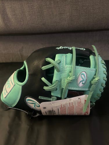 2025 Rawlings Heart of the Hide RH Infield Baseball Glove 11.5" (New)