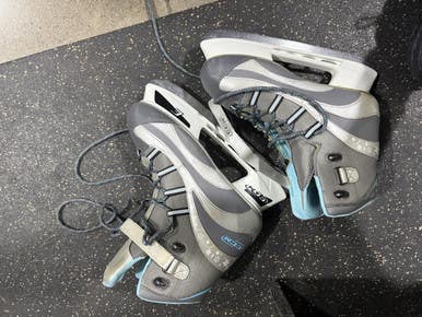 Used CCM COMFORT SERIES C5 Senior Hockey Skate Senior 10 11605-S000210555