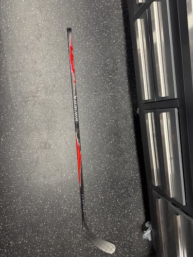 NEW senior Red Bauer Flylite P92 lefty 77flex