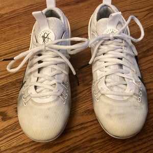 White Kids 6Y (Big Kids / Youth) Youth Nike Huarache 9 Elite Low Low Top (Used)