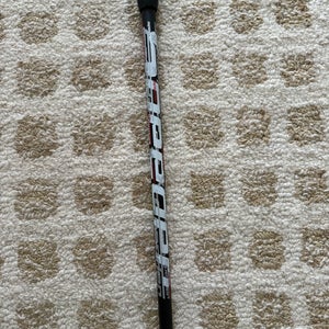 Men's Fujikura Speeder Tour shaft Regular Flex Graphite Shaft (Used)