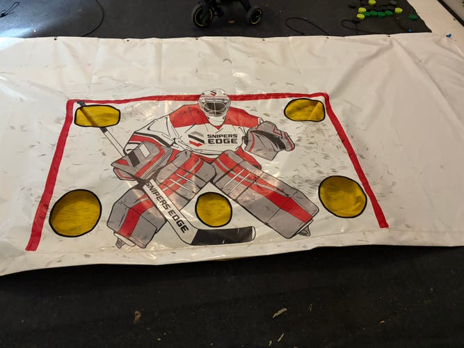 Snipers edge shooting tarp, hardware kit included, snipers edge pucks included (Used)