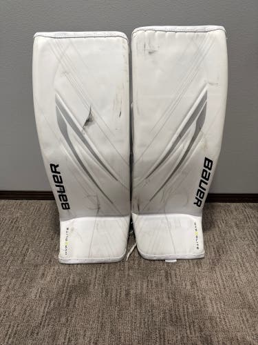 Small 2024 Bauer Vapor Hyperlite 2 Goalie Leg Pads (Used)