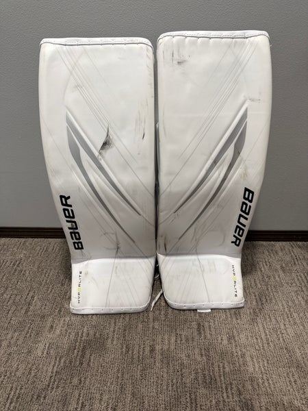 Small 2024 Bauer Vapor Hyperlite 2 Goalie Leg Pads (Used)