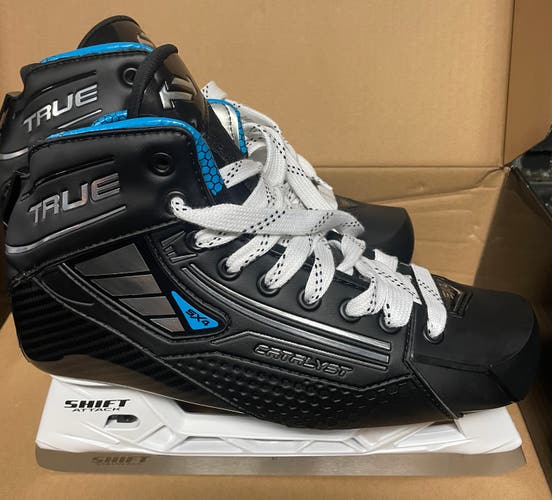 New True Catalyst 5x4 Goalie Skates 8 Regular