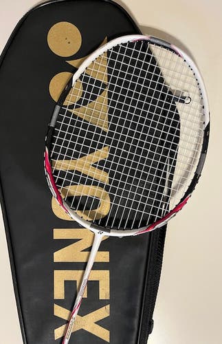 Yonex Voltric i-Force Badminton Racquet