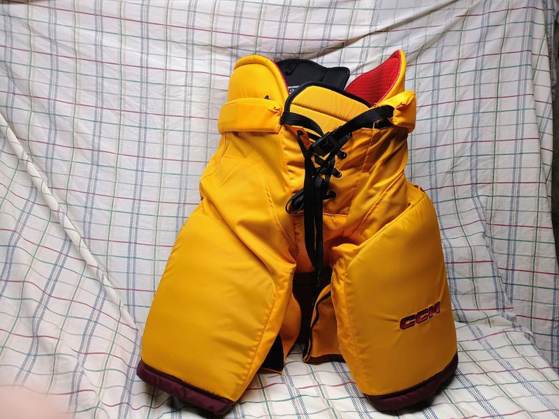 Men's Senior XL CCM HP45 Hockey Pants (Used)