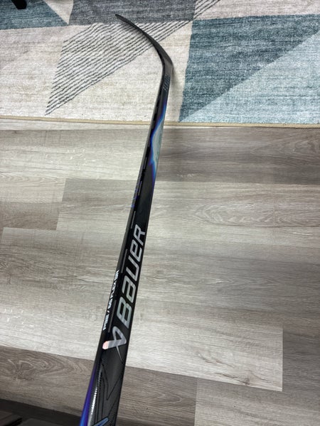 Senior Bauer Vapor FlyLite Right Handed Hockey Stick P92 65 Flex (Used)