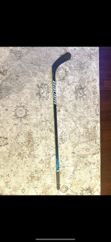Senior Bauer Nexus Geo Right Handed Hockey Stick P92 95 Flex (Used)