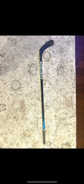 Senior Bauer Nexus Geo Right Handed Hockey Stick P92 95 Flex (Used)