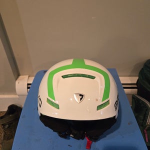 Unisex Medium Helmet (Used)
