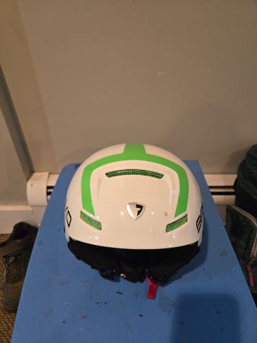 Unisex Medium Helmet (Used)