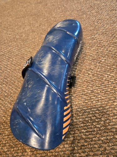 Shin Guards Medium Shred Shin Guard (Used)