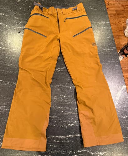 Brown Medium Regular Men's Mountain Hardware Sky Ridge Gore-Tex Ski Pants (Used)