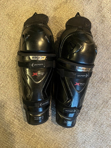 Senior Bauer Vapor X900 14" Shin Pads (Used)