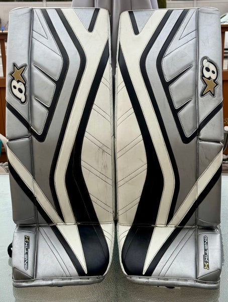33" Brian's Gnetik X Goalie Leg Pads (Used)