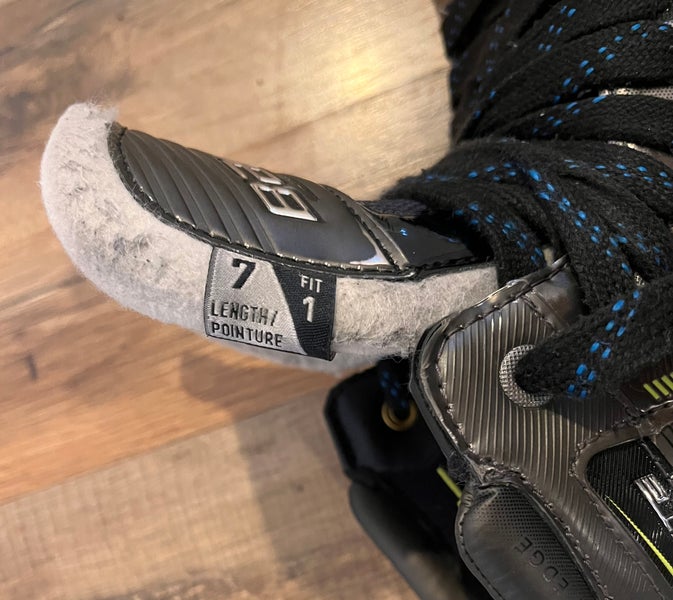 2021 Bauer Elite Hockey Goalie Skates Regular Width 7 (Used)