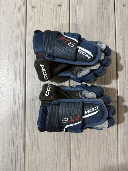 CCM Jetspeed FT8 Junior Gloves – Navy – 3 Months Old (Used)