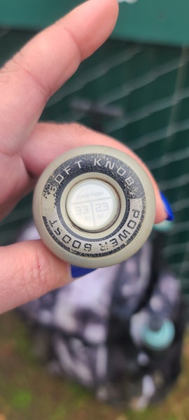 Easton Unlimited 2025 Bat (-10) 22 oz 32" (Used)