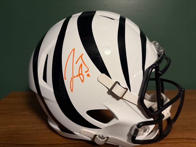 Joe Burrow Signed Full Size Replica Helmet