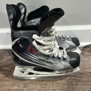Bauer Vapor Hockey Skates Extra Wide Width Size 4 (Used)