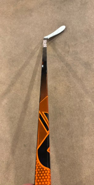 Senior Bauer Nexus Geo Right Handed Hockey Stick P28 70 Flex Pro Stock (Used)