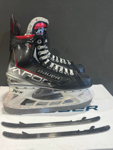 Bauer Vapor 3X Hockey Skates size 8 fit 1 w/ extra ls5 carbon steel