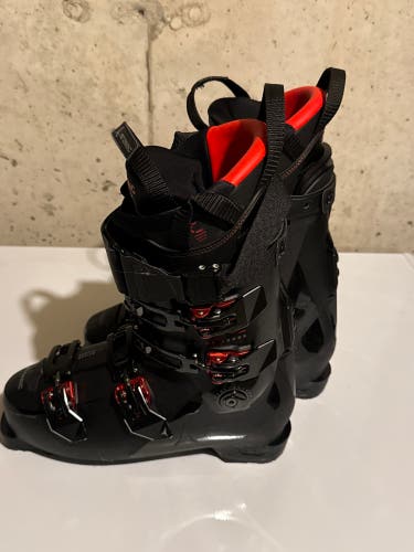 Mondo 28 & 28.5 Unisex Atomic Hawx Prime All Mountain Ski Boots Stiff Flex (Used)