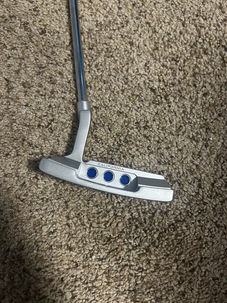 Scotty Cameron Newport 2 Blade Right Handed Putter 32" (New)