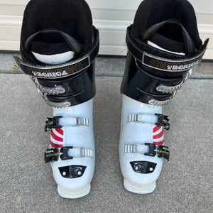 Mondo 25 & 25.5 Tecnica Bodacious 65 Ski Boots (Used)