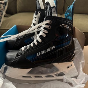 Bauer X Junior Hockey Skates Regular Width Size 3 (Like New)