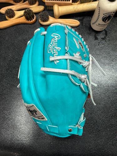 Rawlings Heart of the Hide RH Pitcher's Baseball Glove 12" (New)