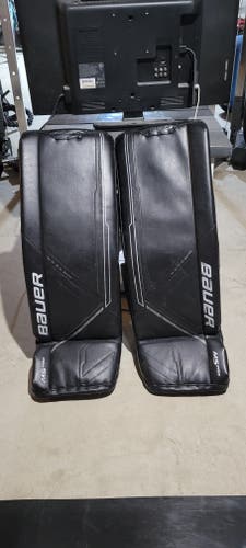 33" Bauer Supreme M5 Pro Goalie Leg Pads (Used)