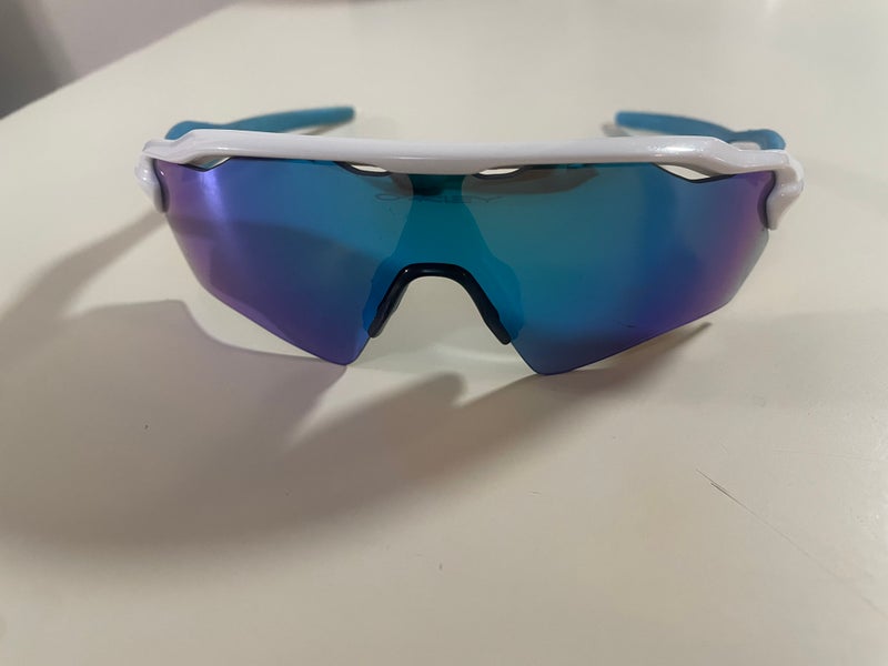 Unisex One Size Fits All Oakley Radar EV Sunglasses (Used)