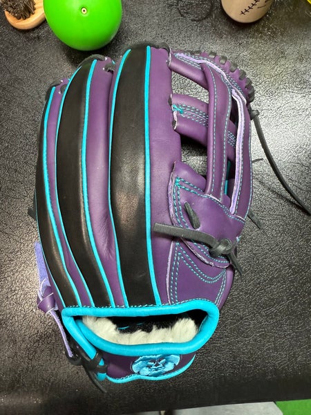 4 Him Co RH Softball Glove 12.75" (New)