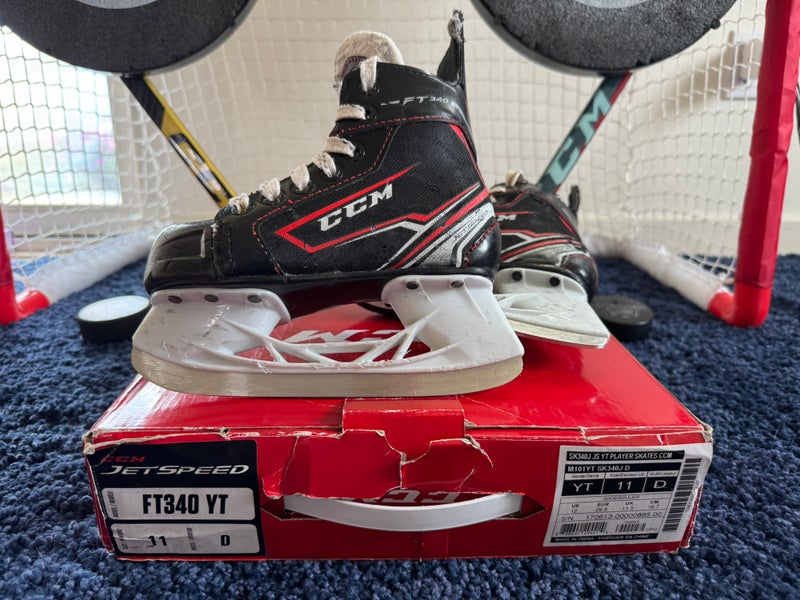 CCM JetSpeed FT340 Hockey Skates With Soakers - Youth Size 11 Regular Width
