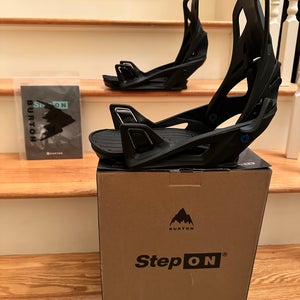 Men's Small Burton Step On Snowboard Bindings (Used) one Season