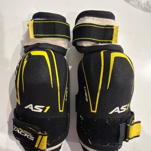 Youth Large CCM Super Tacks AS1 Elbow Pads (Used)