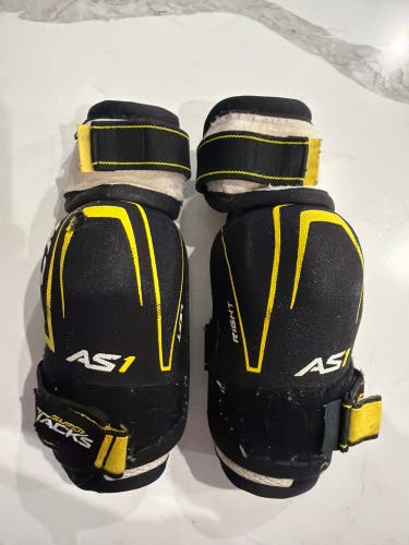 Youth Large CCM Super Tacks AS1 Elbow Pads (Used)