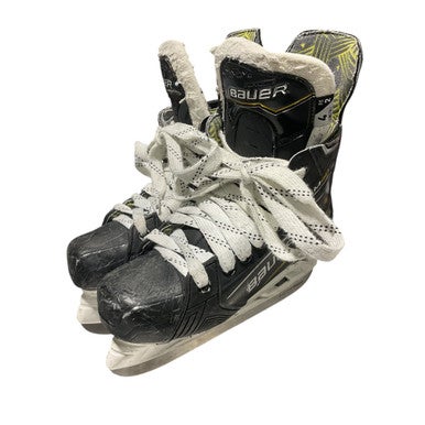 Used Bauer M40 SUPREME Intermediate Hockey Skate Intermediate 4.0 11834-S000043219