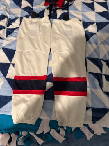 White Senior Medium Socks (Used)