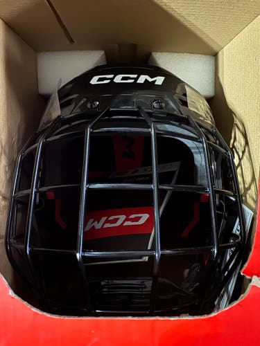 Senior CCM Tacks 70 Helmet - Small (New)