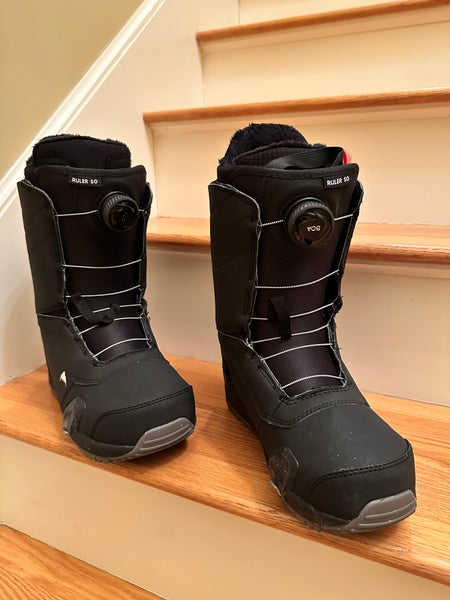 Men's Size M 7.0 (W 8.0) Burton Ruler Snowboard BOOTS Adjustable Flex for Step On Bindings (Used)
