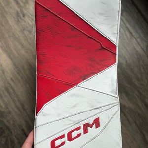 CCM Axis 2.9 Regular Right (Used)